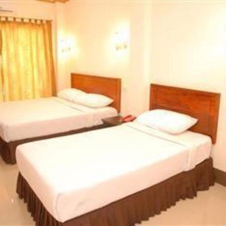 Chaleunehoung Hotel Vientiane Exteriör bild
