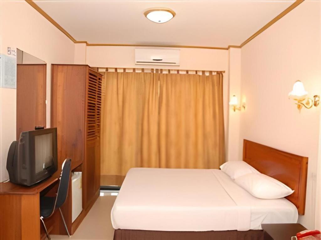 Chaleunehoung Hotel Vientiane Exteriör bild