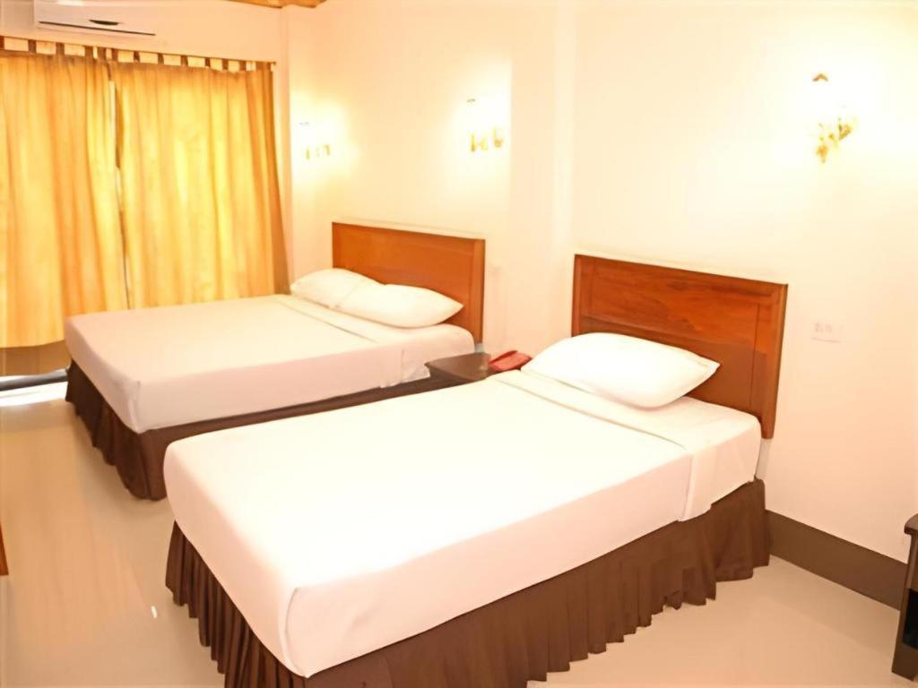 Chaleunehoung Hotel Vientiane Exteriör bild