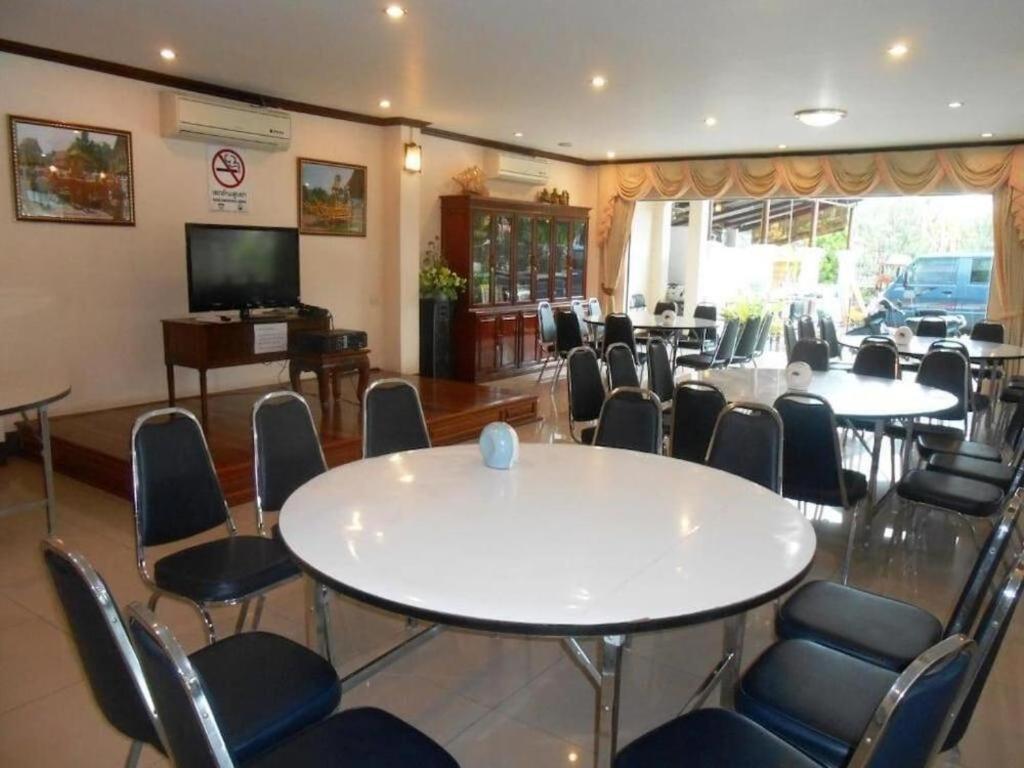 Chaleunehoung Hotel Vientiane Exteriör bild