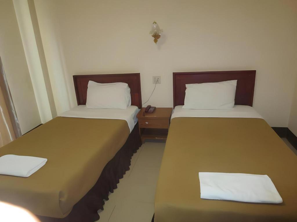 Chaleunehoung Hotel Vientiane Exteriör bild