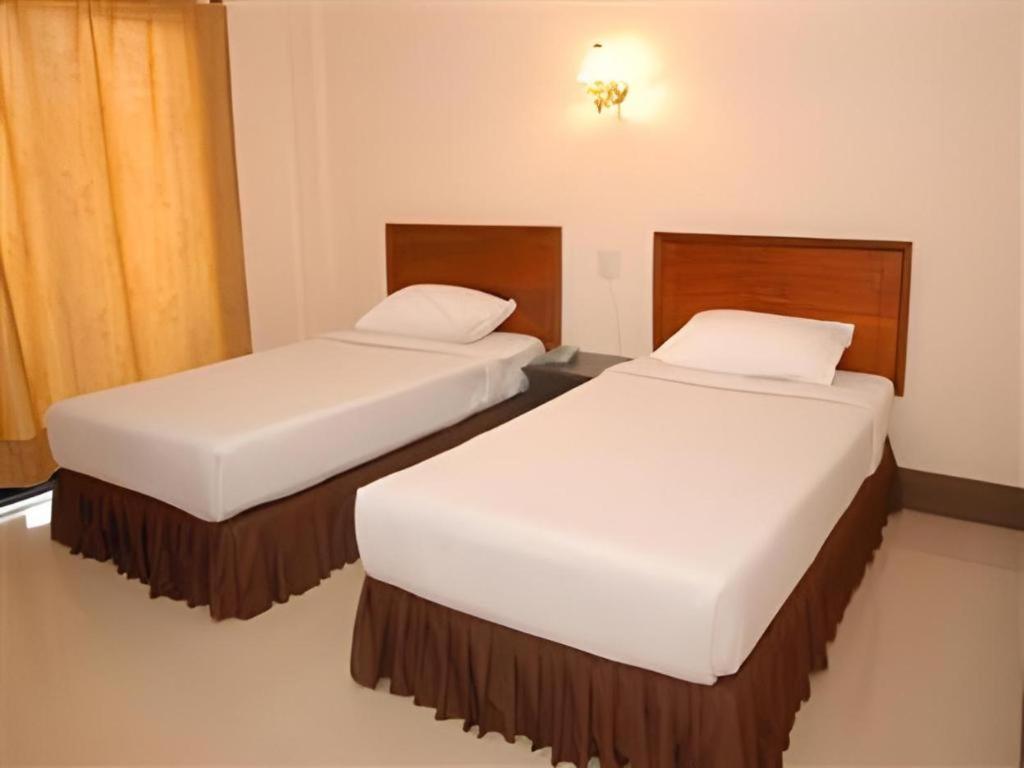 Chaleunehoung Hotel Vientiane Exteriör bild
