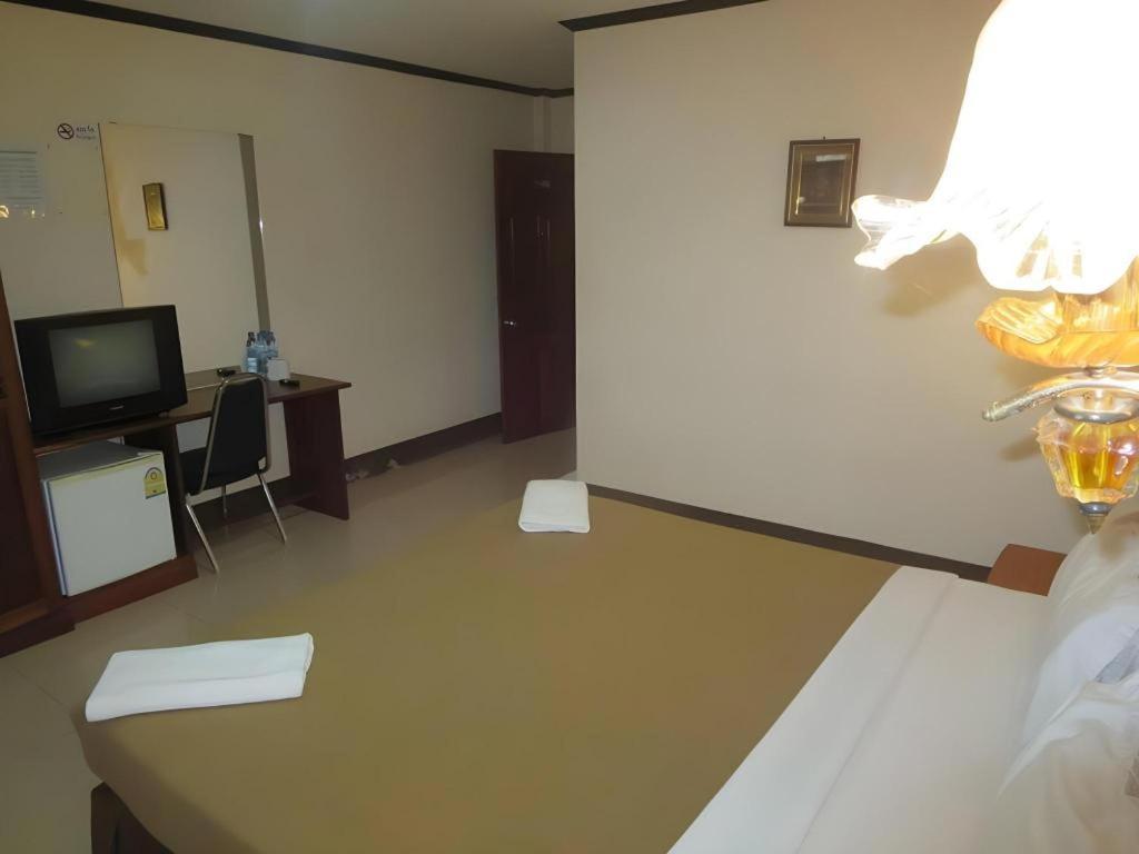 Chaleunehoung Hotel Vientiane Exteriör bild