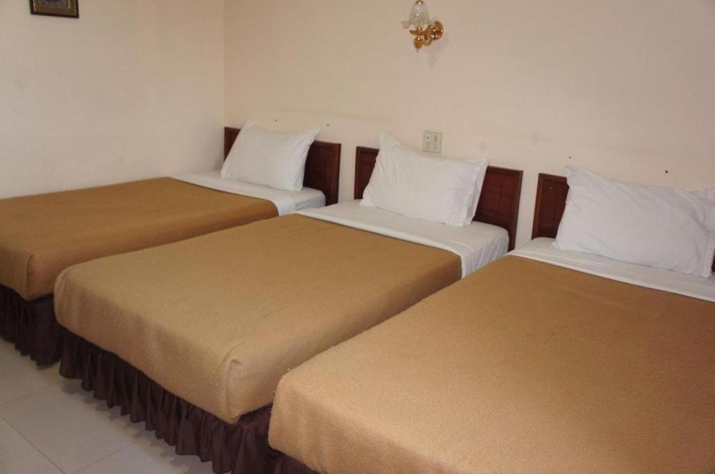 Chaleunehoung Hotel Vientiane Exteriör bild