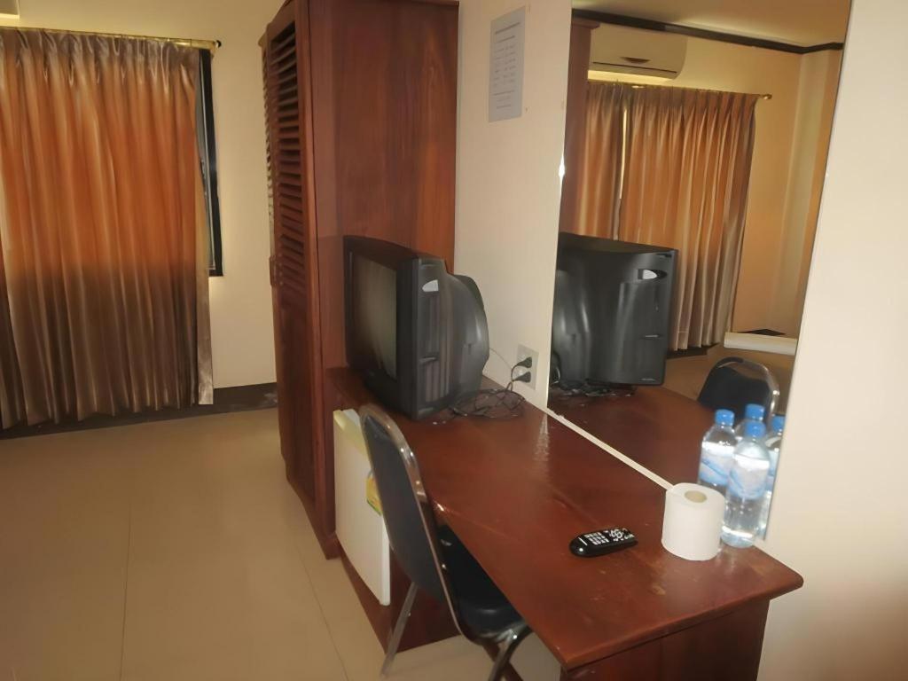 Chaleunehoung Hotel Vientiane Exteriör bild