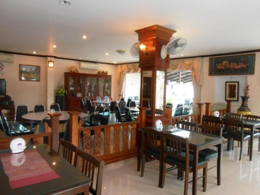 Chaleunehoung Hotel Vientiane Exteriör bild